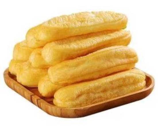 Deep-fried Chinese donut stick 油条